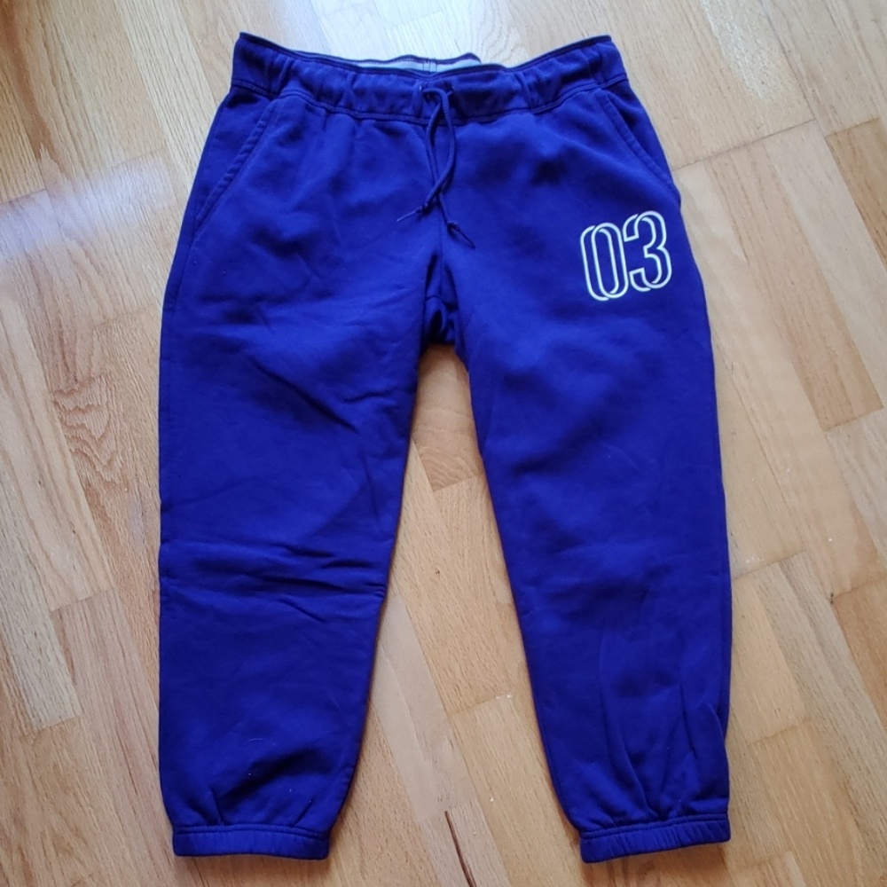EUC Adidas Fleece Capris